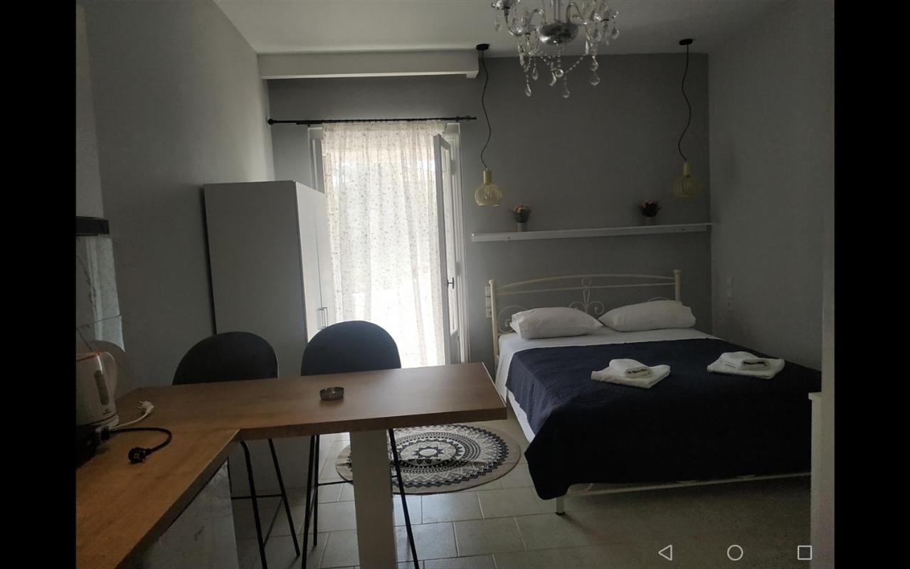 شقة Elthimias2 Poros Town المظهر الخارجي الصورة